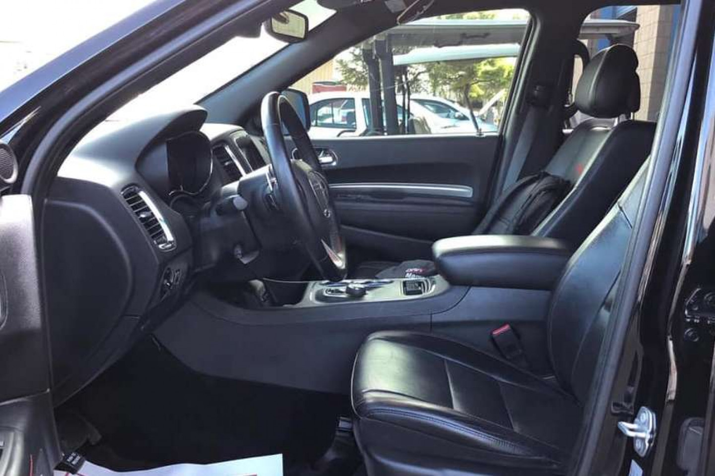 Car Detailing Service Southaven & Olive Branch, MS United Dent Repair